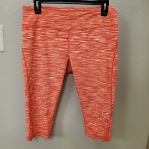 Zella Crop / Capris Leggings